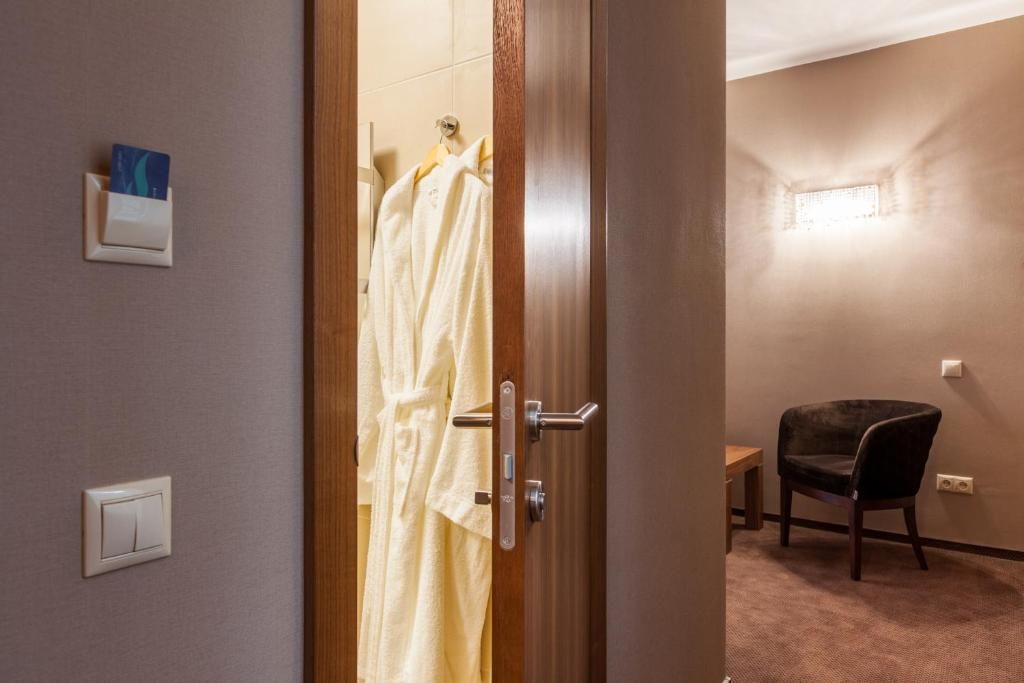 Отель Crystal Hotel Киев