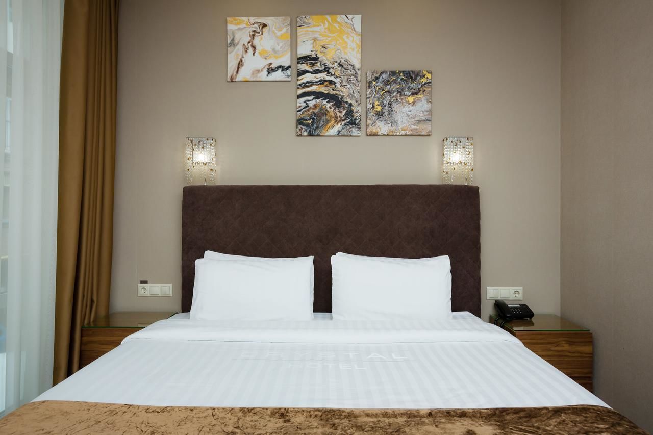 Отель Crystal Hotel Киев