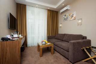 Отель Crystal Hotel Киев Полулюкс Делюкс-1