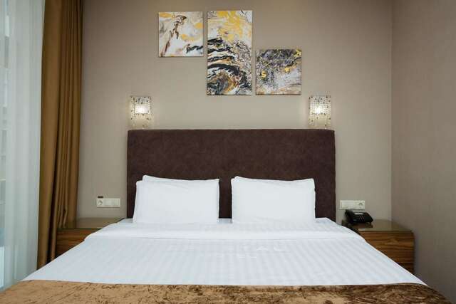 Отель Crystal Hotel Киев-11